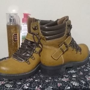 Women's landrover boots